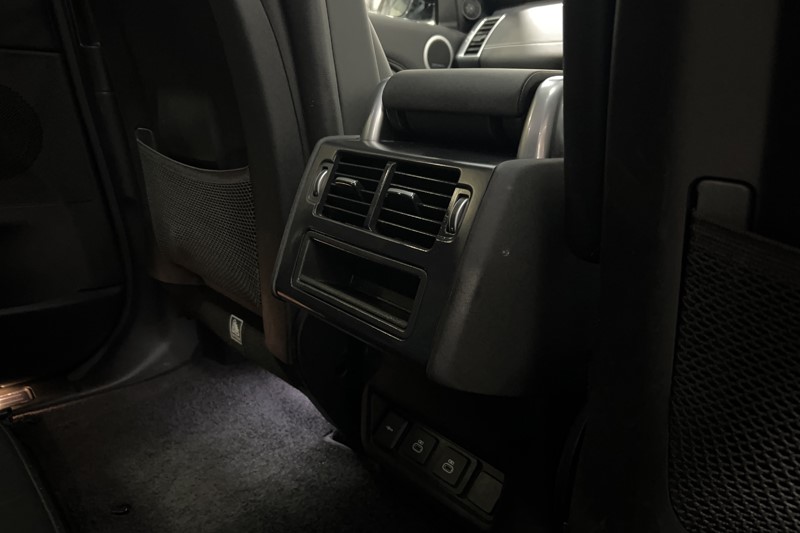 2024 (73) LAND ROVER DISCOVERY 3.0 D300 Dynamic SE 5dr Auto 5172488