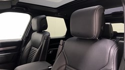 2024 (73) LAND ROVER DISCOVERY 3.0 D300 Dynamic SE 5dr Auto 5172515