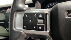 2024 (73) LAND ROVER DISCOVERY 3.0 D300 Dynamic SE 5dr Auto 5172499