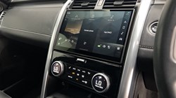 2024 (73) LAND ROVER DISCOVERY 3.0 D300 Dynamic SE 5dr Auto 5172502