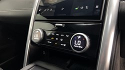 2024 (73) LAND ROVER DISCOVERY 3.0 D300 Dynamic SE 5dr Auto 5172503