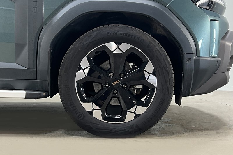 2025 (74) DACIA DUSTER 1.6 Hybrid 140 Extreme 5dr Auto 5177844