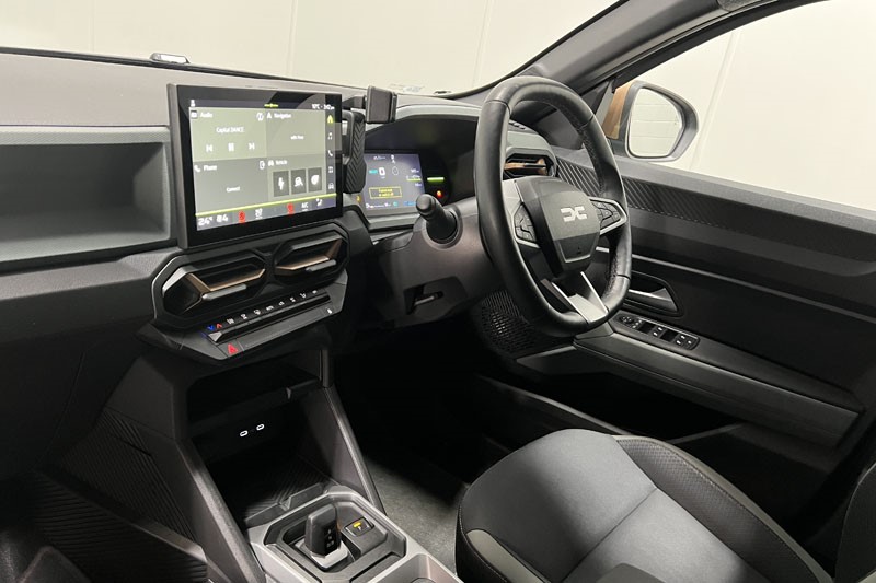 2025 (74) DACIA DUSTER 1.6 Hybrid 140 Extreme 5dr Auto 5177869