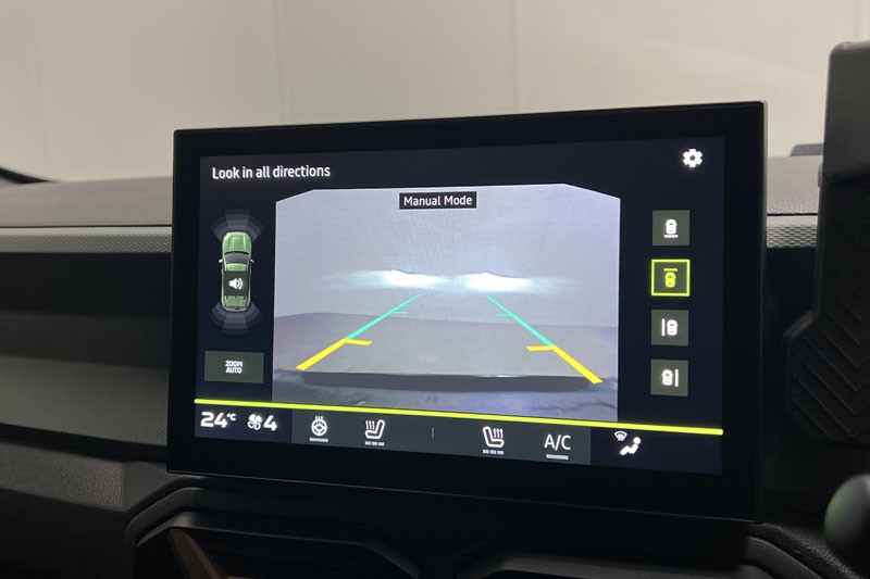 2025 (74) DACIA DUSTER 1.6 Hybrid 140 Extreme 5dr Auto 5177863