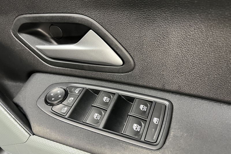 2025 (74) DACIA DUSTER 1.6 Hybrid 140 Extreme 5dr Auto 5177850