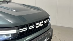 2025 (74) DACIA DUSTER 1.6 Hybrid 140 Extreme 5dr Auto 5177881