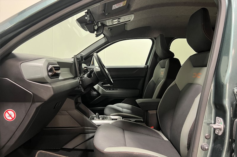 2025 (74) DACIA DUSTER 1.6 Hybrid 140 Extreme 5dr Auto 5177839