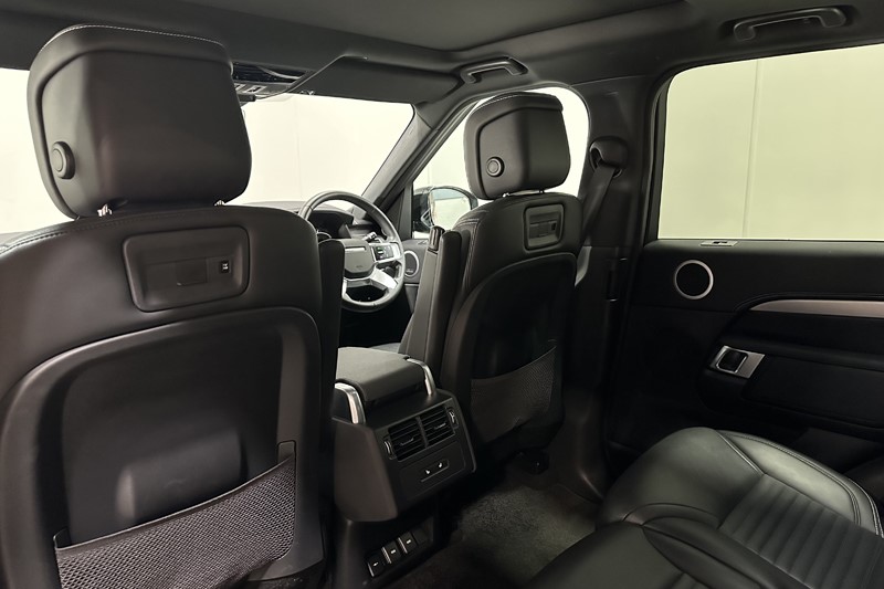 2023 (73) LAND ROVER DISCOVERY 3.0 D300 Dynamic SE 5dr Auto 5180570