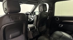 2023 (73) LAND ROVER DISCOVERY 3.0 D300 Dynamic SE 5dr Auto 5180570