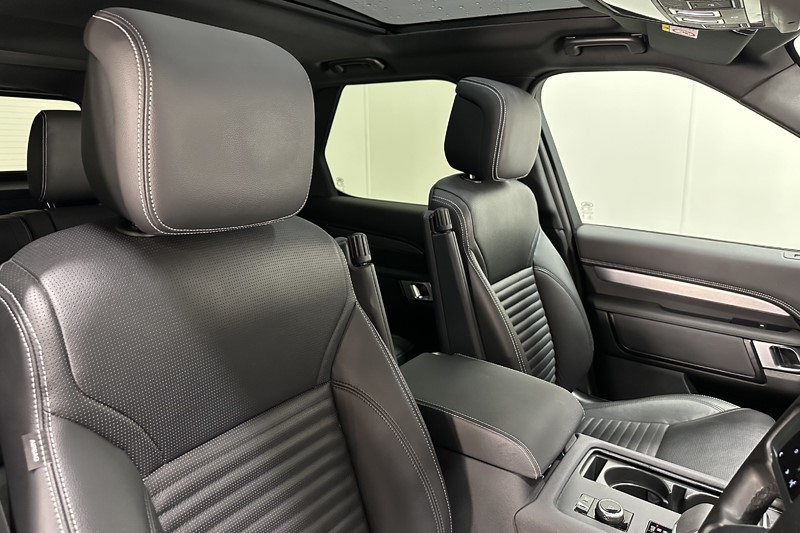 2023 (73) LAND ROVER DISCOVERY 3.0 D300 Dynamic SE 5dr Auto 5180548