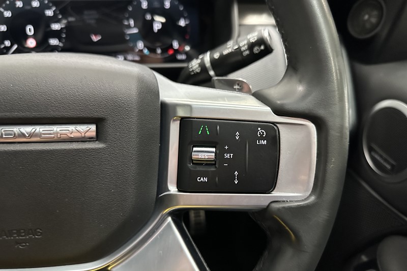 2023 (73) LAND ROVER DISCOVERY 3.0 D300 Dynamic SE 5dr Auto 5180552