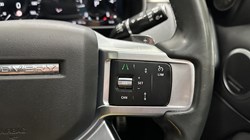 2023 (73) LAND ROVER DISCOVERY 3.0 D300 Dynamic SE 5dr Auto 5180552