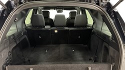 2023 (73) LAND ROVER DISCOVERY 3.0 D300 Dynamic SE 5dr Auto 5180576