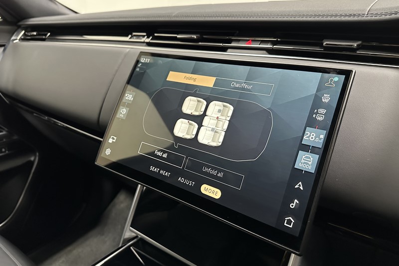 2024 (24) LAND ROVER RANGE ROVER 3.0 D350 HSE 4dr Auto 5177577