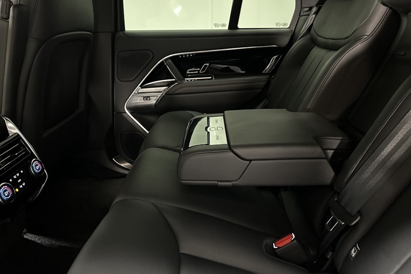 2024 (24) LAND ROVER RANGE ROVER 3.0 D350 HSE 4dr Auto 5177592