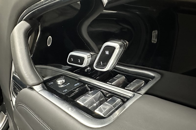 2024 (24) LAND ROVER RANGE ROVER 3.0 D350 HSE 4dr Auto 5177559