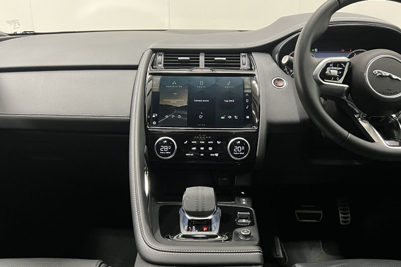 2023 (73) JAGUAR E-PACE 2.0 D200 R-Dynamic SE Black 5dr Auto 5179061