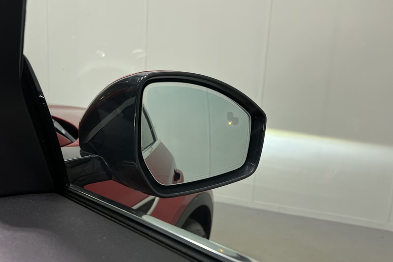 2023 (73) JAGUAR E-PACE 2.0 D200 R-Dynamic SE Black 5dr Auto 5179068