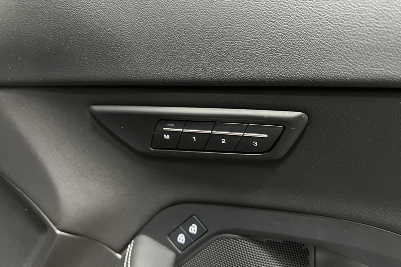 2023 (73) JAGUAR E-PACE 2.0 D200 R-Dynamic SE Black 5dr Auto 5179066