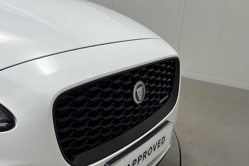 2023 (73) JAGUAR E-PACE 2.0 D200 R-Dynamic SE Black 5dr Auto 5185539