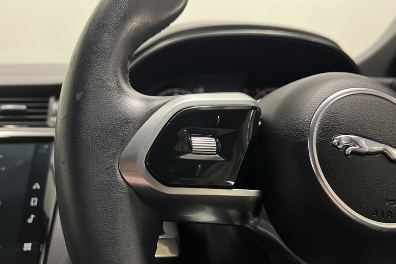 2023 (73) JAGUAR E-PACE 2.0 D200 R-Dynamic SE Black 5dr Auto 5185514