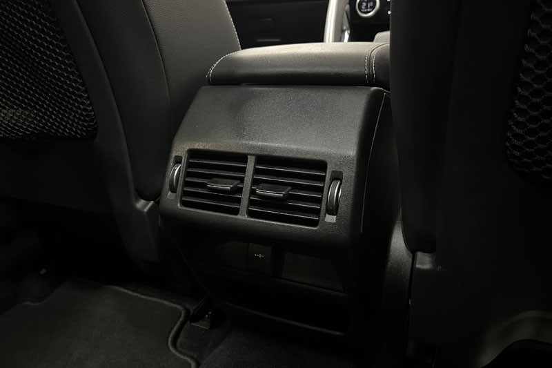 2023 (73) JAGUAR E-PACE 2.0 D200 R-Dynamic SE Black 5dr Auto 5185504