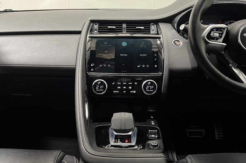 2023 (73) JAGUAR E-PACE 2.0 D200 R-Dynamic SE Black 5dr Auto 5185502