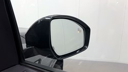 2022 (71) LAND ROVER DISCOVERY SPORT 2.0 D200 R-Dynamic HSE 5dr Auto 5200301