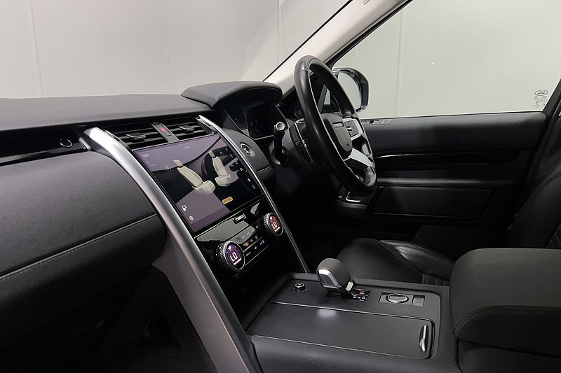 2022 (72) LAND ROVER DISCOVERY 3.0 D250 S 5dr Auto 5183136