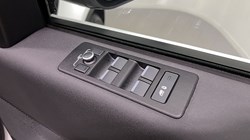 2022 (72) LAND ROVER DISCOVERY 3.0 D250 S 5dr Auto 5183114