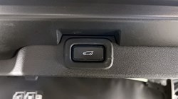 2022 (72) LAND ROVER DISCOVERY 3.0 D250 S 5dr Auto 5183148