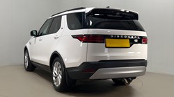 2022 (72) LAND ROVER DISCOVERY 3.0 D250 S 5dr Auto 1