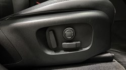 2023 (23) LAND ROVER RANGE ROVER VELAR 2.0 D200 MHEV Dynamic SE 5dr Auto 5237314