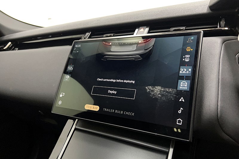 2023 (23) LAND ROVER RANGE ROVER VELAR 2.0 D200 MHEV Dynamic SE 5dr Auto 5237329