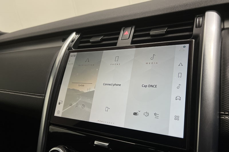 2022 (22) LAND ROVER DISCOVERY 3.0 D300 R-Dynamic SE 5dr Auto 5205114