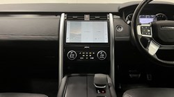 2022 (22) LAND ROVER DISCOVERY 3.0 D300 R-Dynamic SE 5dr Auto 5205094