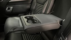 2022 (22) LAND ROVER DISCOVERY 3.0 D300 R-Dynamic SE 5dr Auto 5205124