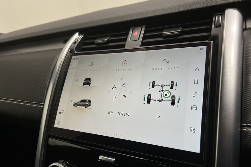 2022 (22) LAND ROVER DISCOVERY 3.0 D300 R-Dynamic SE 5dr Auto 5205115