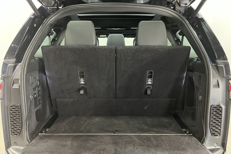 2022 (22) LAND ROVER DISCOVERY 3.0 D300 R-Dynamic SE 5dr Auto 5205129