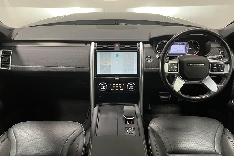 2022 (22) LAND ROVER DISCOVERY 3.0 D300 R-Dynamic SE 5dr Auto 5205093