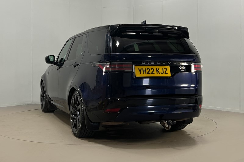 2022 (22) LAND ROVER DISCOVERY 3.0 D300 R-Dynamic SE 5dr Auto