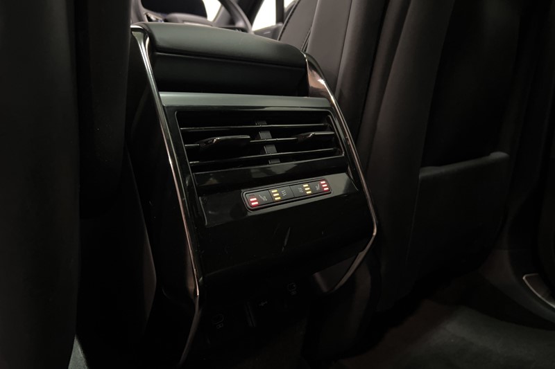 2024 (24) LAND ROVER RANGE ROVER SPORT 3.0 P460e Dynamic SE 5dr Auto 5190574