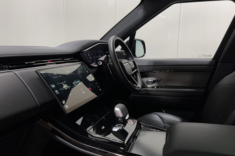 2024 (24) LAND ROVER RANGE ROVER SPORT 3.0 P460e Dynamic SE 5dr Auto 5190569