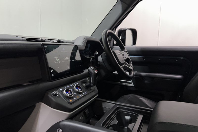 2023 (73) LAND ROVER DEFENDER 3.0 D250 X-Dynamic HSE 90 3dr Auto 5261695