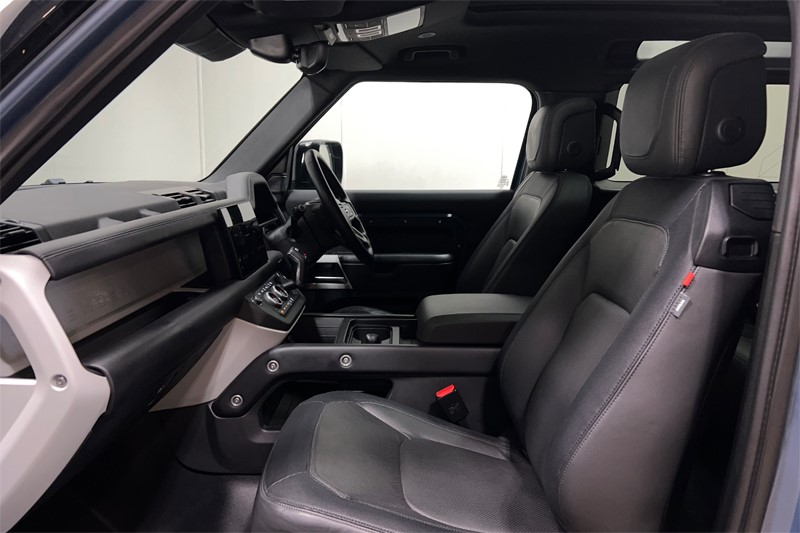 2023 (73) LAND ROVER DEFENDER 3.0 D250 X-Dynamic HSE 90 3dr Auto 5261663