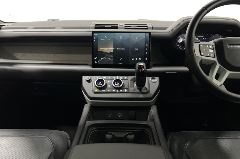 2023 (73) LAND ROVER DEFENDER 3.0 D250 X-Dynamic HSE 90 3dr Auto 5261670