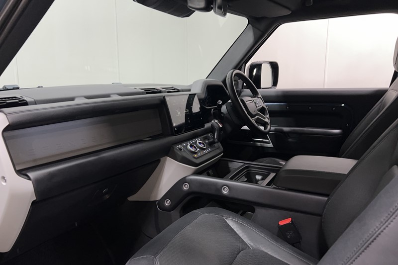 2023 (73) LAND ROVER DEFENDER 3.0 D250 X-Dynamic HSE 90 3dr Auto 5261694