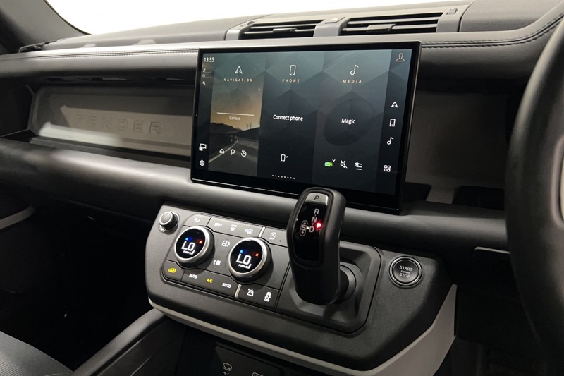 2023 (73) LAND ROVER DEFENDER 3.0 D250 X-Dynamic HSE 90 3dr Auto 5261683