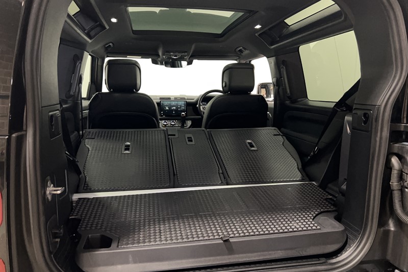 2023 (73) LAND ROVER DEFENDER 3.0 D250 X-Dynamic HSE 90 3dr Auto 5261701