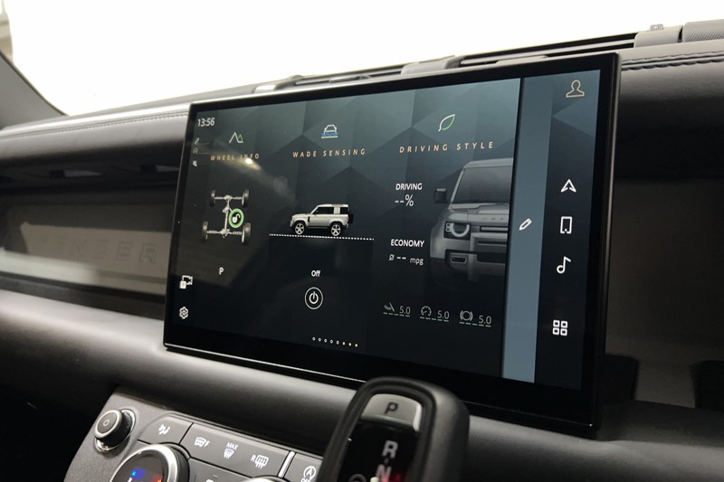 2023 (73) LAND ROVER DEFENDER 3.0 D250 X-Dynamic HSE 90 3dr Auto 5261688